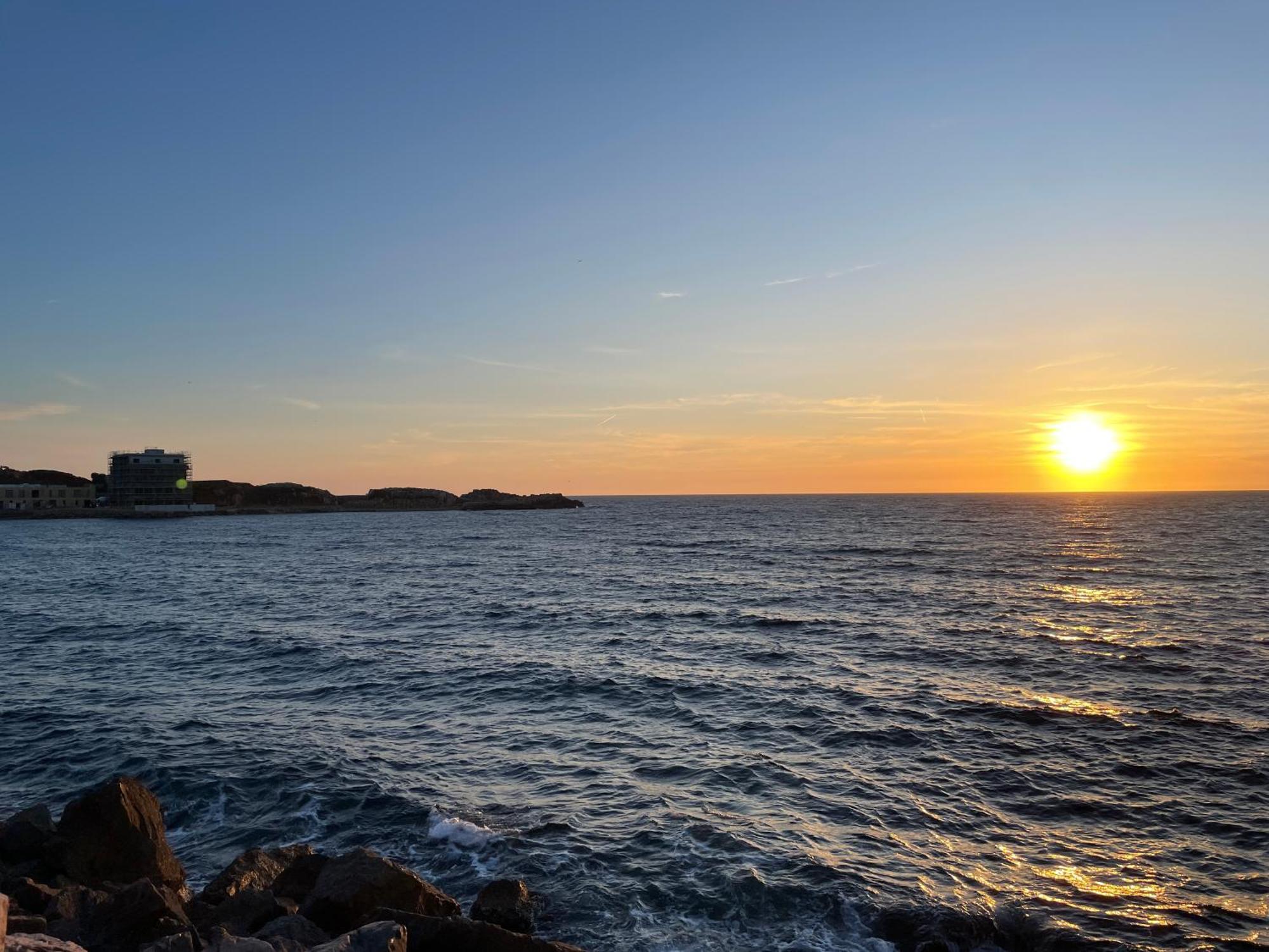 21 - Tres Agreable Rdc Avec Terrasse Et Parking Apartman Bandol Kültér fotó